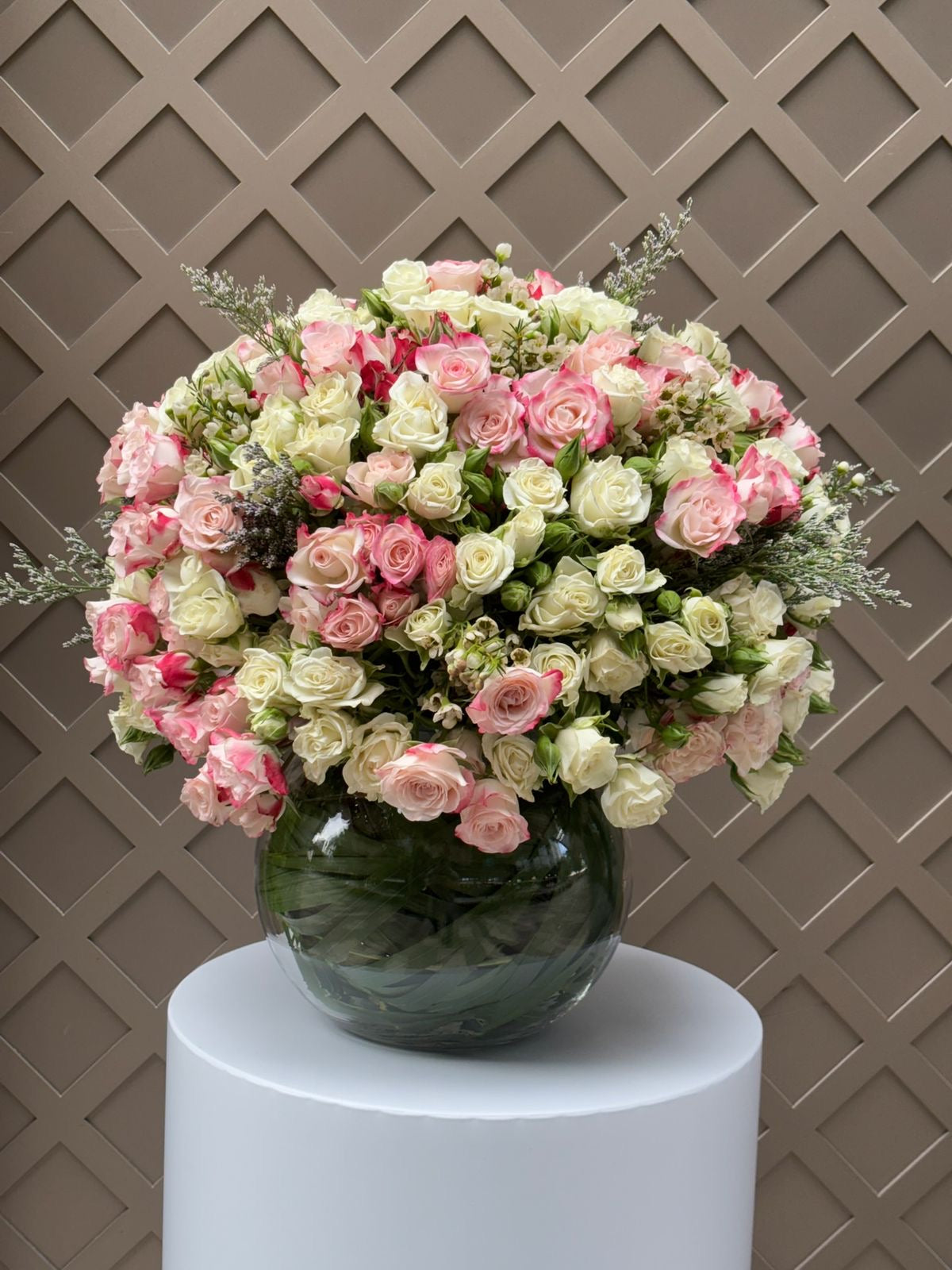Mixed Spray Roses in Vase