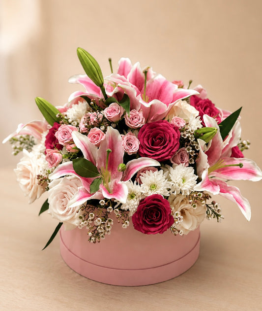 Lovely Box With Pink And White Flowers