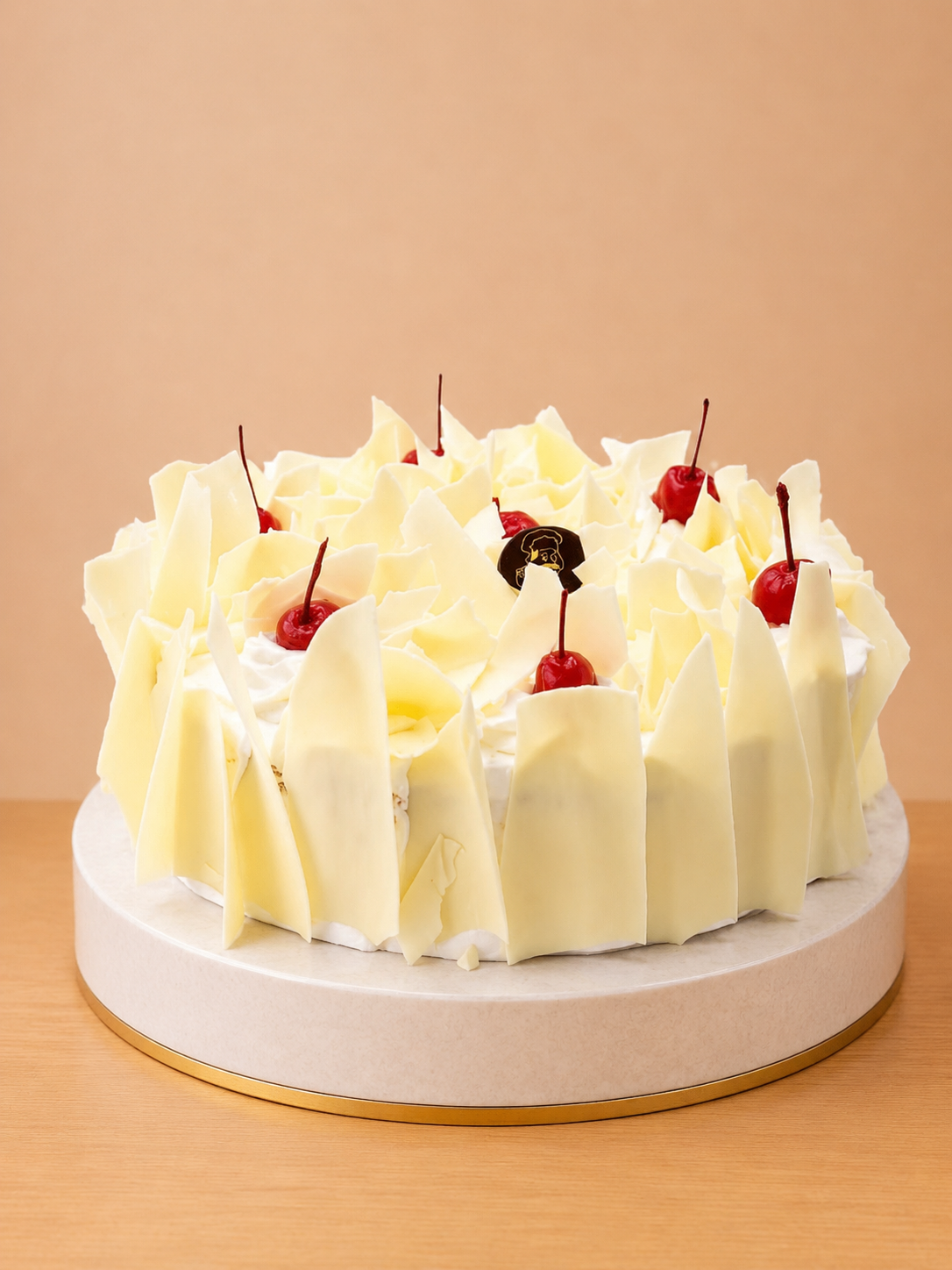 White Forest Cake Premium |
Signature Cake
